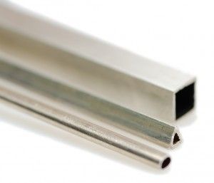 Putki neliö  Ø 6.0 x 5.0 mm, aine 0.5, n. 1,05 g/c